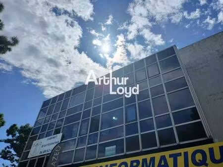 location bureaux 107 m²