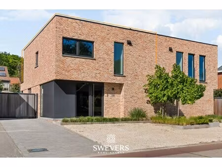 huis te koop in beringen met 3 slaapkamers