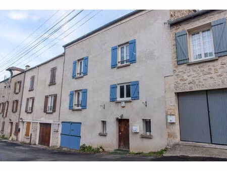 location maison 5 pièces  140.00m²  seraincourt