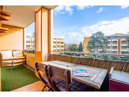 location appartement 2 pièces 32 m² à mandelieu-la-napoule (06210)