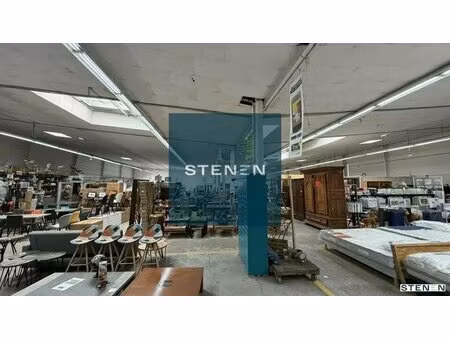 location commerce vedene 84270 350m² à 750m²