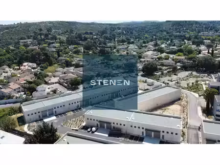 location entrepôt 605m²