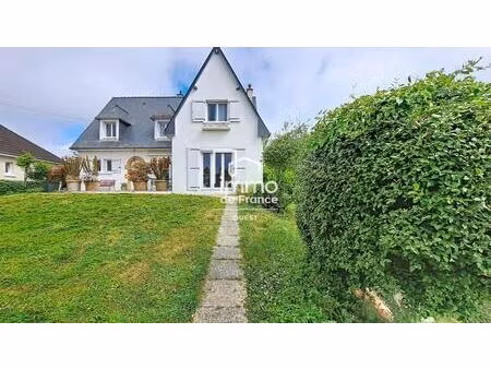 maison laval 189 m2