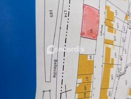 terrain constructible à vendre