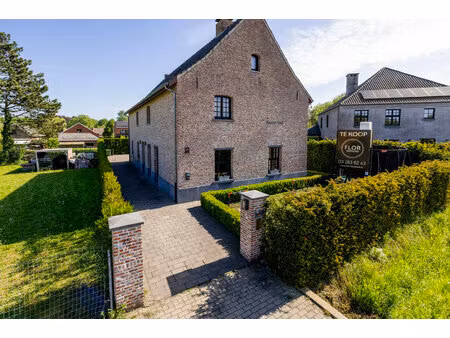 huis te koop in ranst met 5 slaapkamers