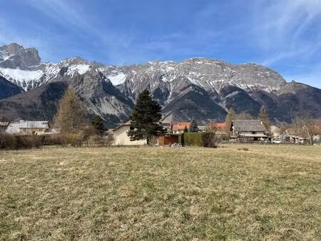 terrain constructible à vendre