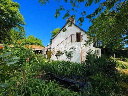 maison 1 pièce - 93 m²