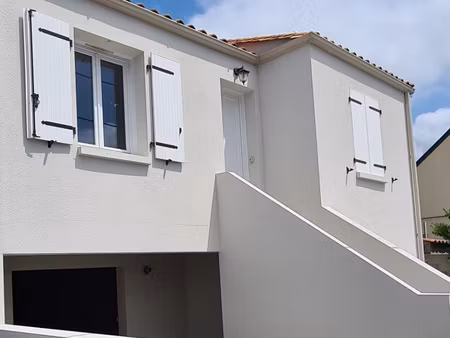 location maison 5 pièces 87m² la roche sur yon 85000
