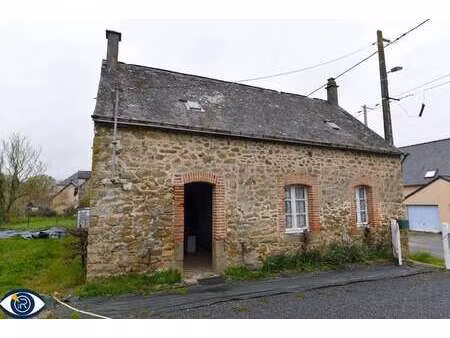 vente maison à deux-évailles (53150) : à vendre / 45m² deux-évailles