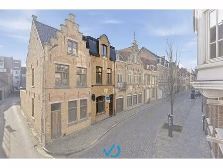 maison de maître à louer à d'hondtstraat 42 ieper (rbv93370)