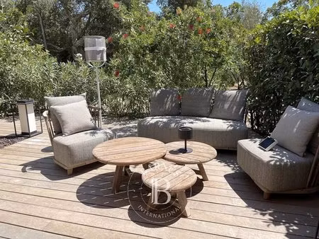 pinarello  appartement avec jardin privatif  2 chambres  vue dégagée  plage à pied