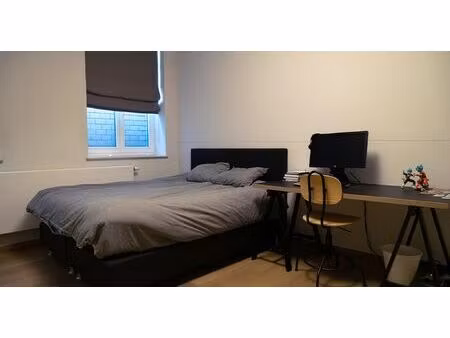 maison en colocation à rue d'ecosse saint-gilles (vbe23665)