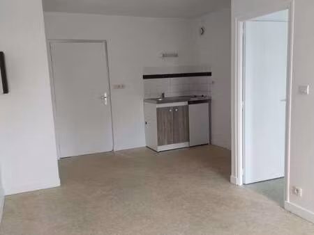 location appartement 2 pièces à laval (53000) : à louer 2 pièces / 31m² laval