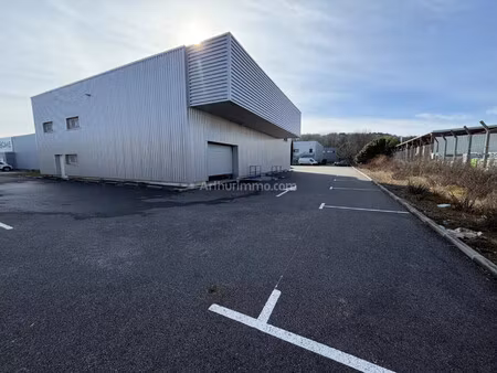 vente entrepôt 10 pièces