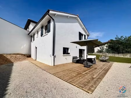 lucenay – maison t4 rénovée avec prestations de qualité – 120 m² – terrain 464 m²