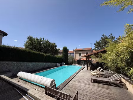 vente maison 9 pièces 297 m² à saint-etienne (42000)  450 000 €