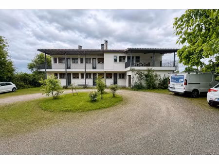 vente appartement 9 pièces 253 m² cazaubon (32150)