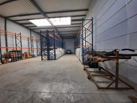 location entrepôt chambly 60230 295m²