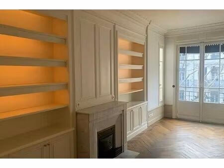 location bureaux 160 m²