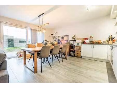 appartement 1 chambre au rez de chaussée avec grande terrass