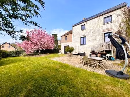 grande maison de 355m² totalement rénovée !