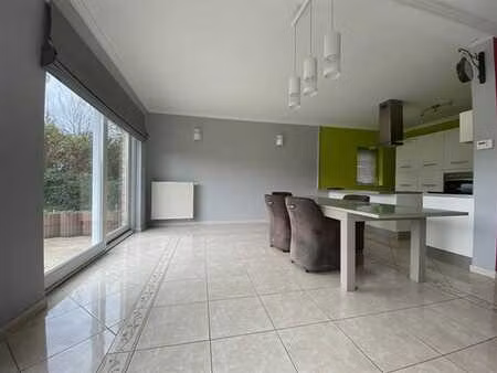 maison située à moins d’un km du centre-ville