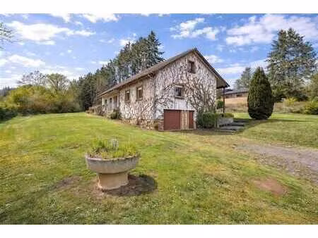 maison 4 façades de caractère sur 32 ares à vendre à messanc