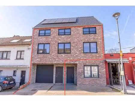 magnifique triplex 3ch neuf dans le centre