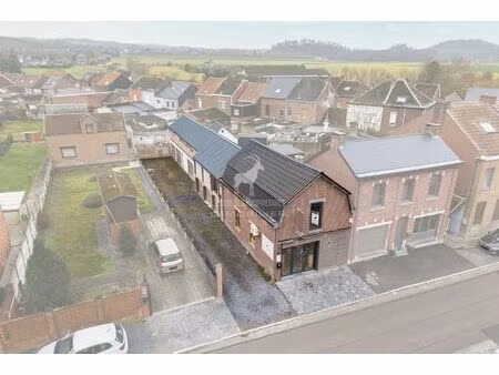 immeuble mixte à vendre avec garage   leval-trahegnies (vbe23044)