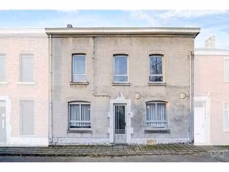 maison 3 chambres avec jardin à rénover (possibilité 5 chamb