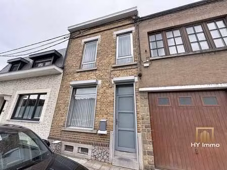 a renover - maison de +/- 130m² avec 3 chambres + terrasse &