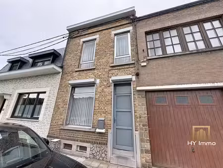 !! sous-offre !! a renover - maison de +/- 130m² avec 3 cham