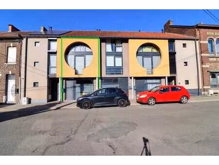 maison lumineuse avec 3 chambres et jardin