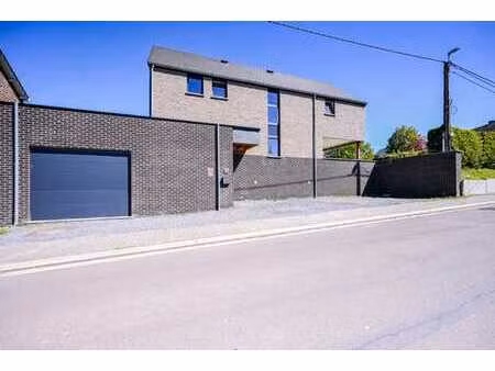 propriété 4f avec garage et dépendance à engis !