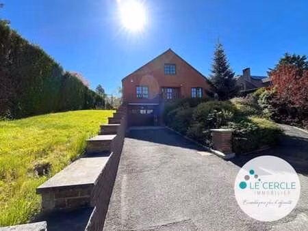 villa plain-pied   4ch  vaste garage  caves et grand jardin