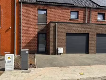 beloeil maison 3 chambres avec garage et jardin