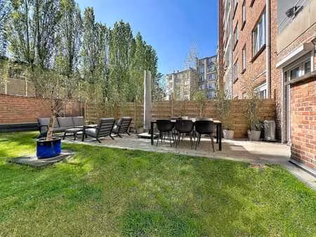 quartier solbosch - grand jardin orienté sud + garage