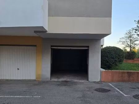 parking à louer