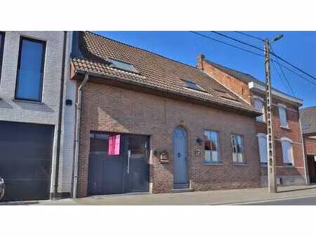 te koop: ruime (handels)woning met prachtige tuin in het ...