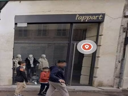 local commercial à louer