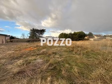 terrain constructible viabilisé à vendre