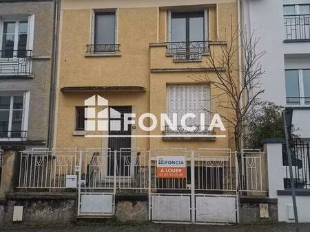 maison de ville à louer