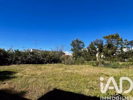 terrain constructible viabilisé à vendre