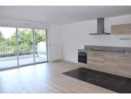 location appartement 3 pièces à vezin-le-coquet (35132) : à louer 3 pièces / 61m² vezin-le
