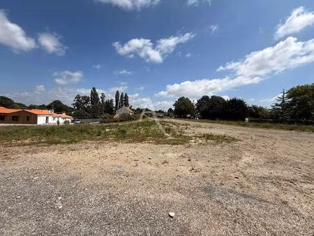 terrain à vendre