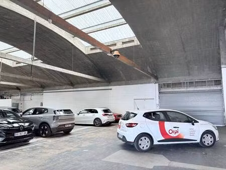parking à louer