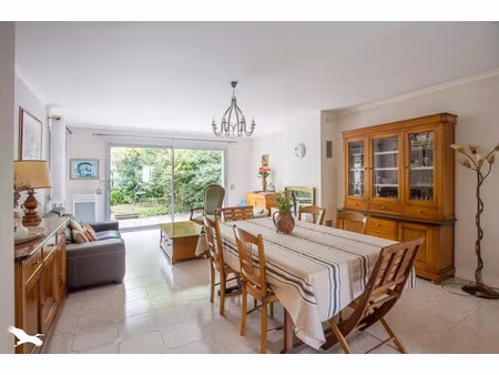 vente maison 5 pièces 129 m² à la rochelle (17000)  674 440 €