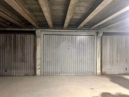 parking à louer