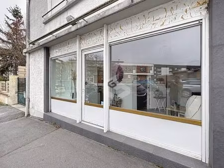 local commercial à vendre