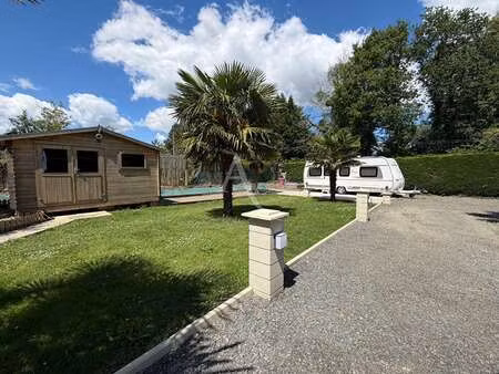 vente terrain aux garennes-sur-loire (49610) : à vendre / 850m² les garennes-sur-loire